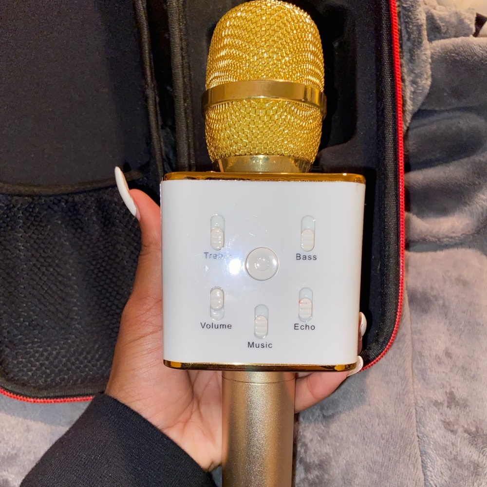 Bluetooth microphone